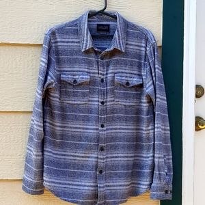 Button Down Long Sleeve Flannel Large